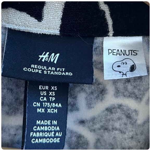 H&M Men’s Regular Fit Peanuts Snoop Print Terry Polo Shirt Size XS - Picture 8 of 10